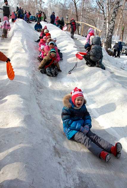 Статья на немецком языке с переводом и упражнениями. Зимой. Im Winter.